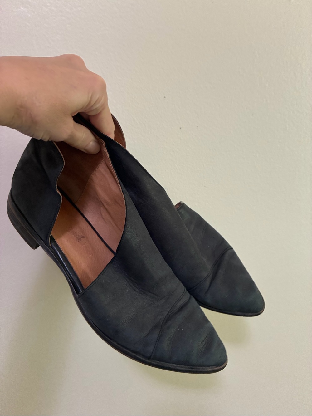 Free People Pointed Grey Leather Slip-On Royale Flat size 40